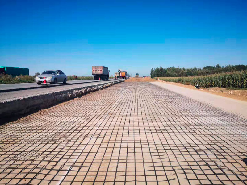 PET格柵施工現場